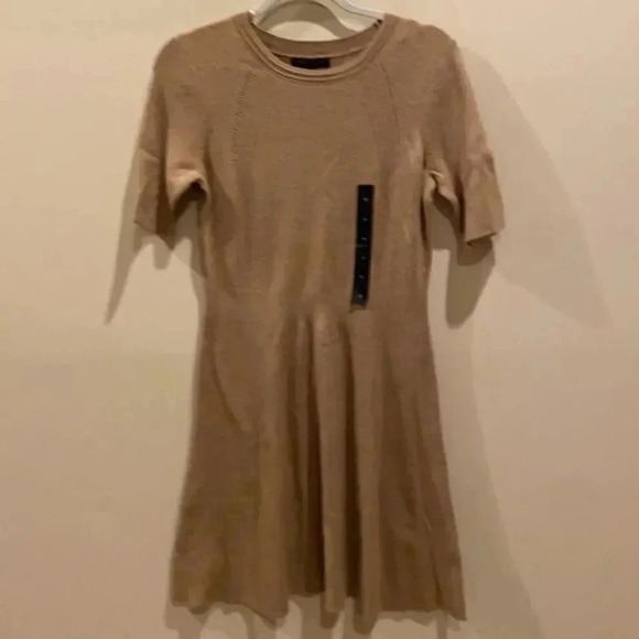 Banana Republic factory sweater dress - Picture 3 of 8